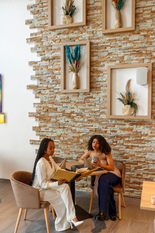 Boutique Hotel Corbetta - Spa 60M2 - La Montagne A 5 Minutes De L'Autoroute A12 Aux Paccots Sur Montreux - Nouveau Loft Familial - Profitez Du Lac Leman Et Des Montagnes En Meme Temps Les Paccots 外观 照片